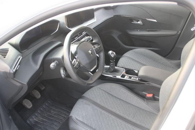 Peugeot 208 Allure PureTech 100 S/S
