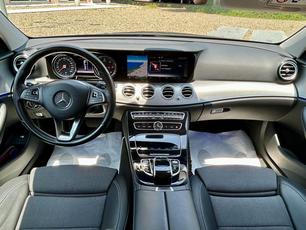Mercedes-Benz E 220 Business Sport