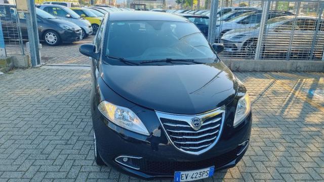 LANCIA Ypsilon 1.2 69 CV 5 porte Silver