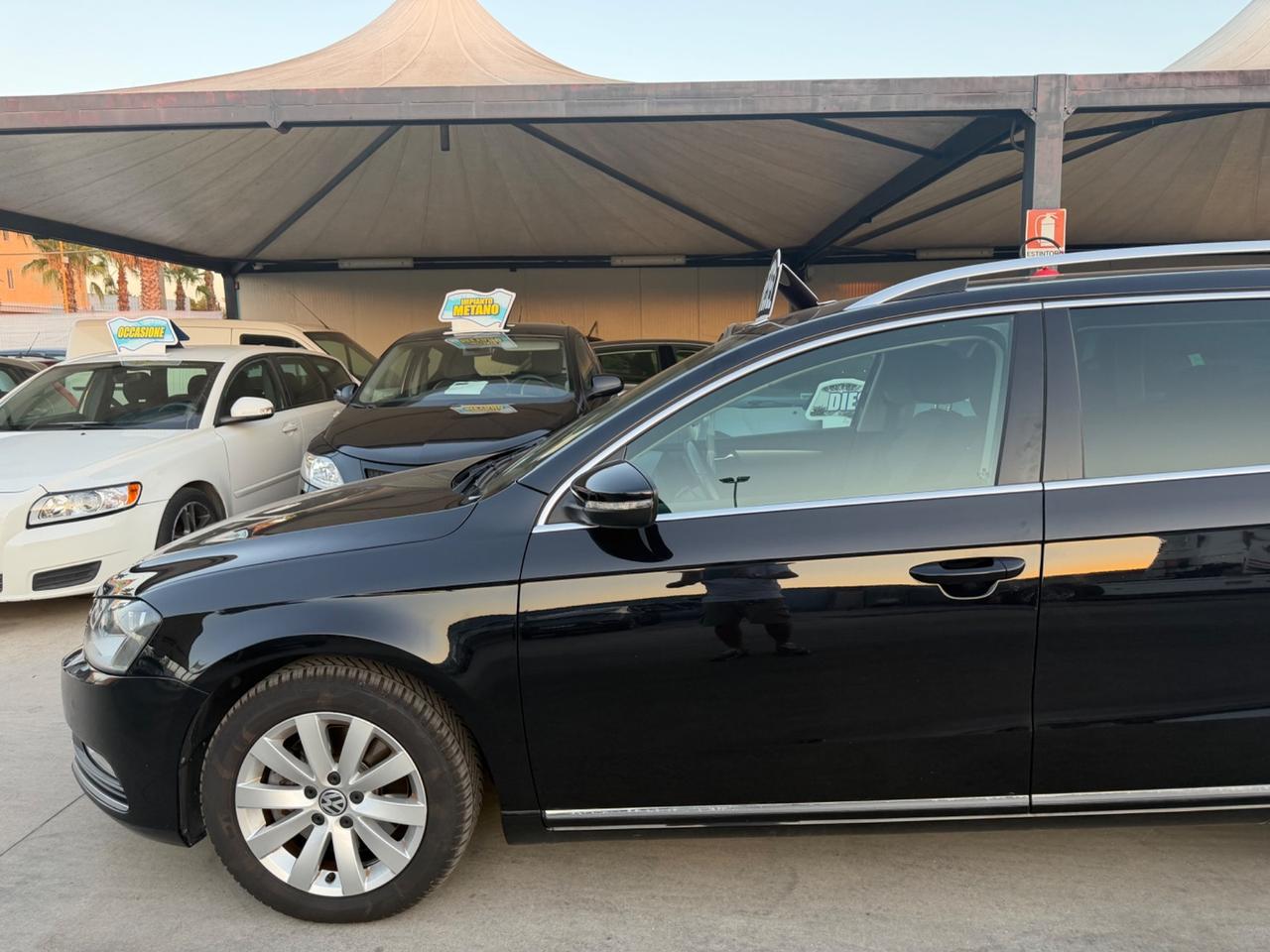 Volkswagen PASSAT 1.6 DIESEL 2011 - CARPLAY