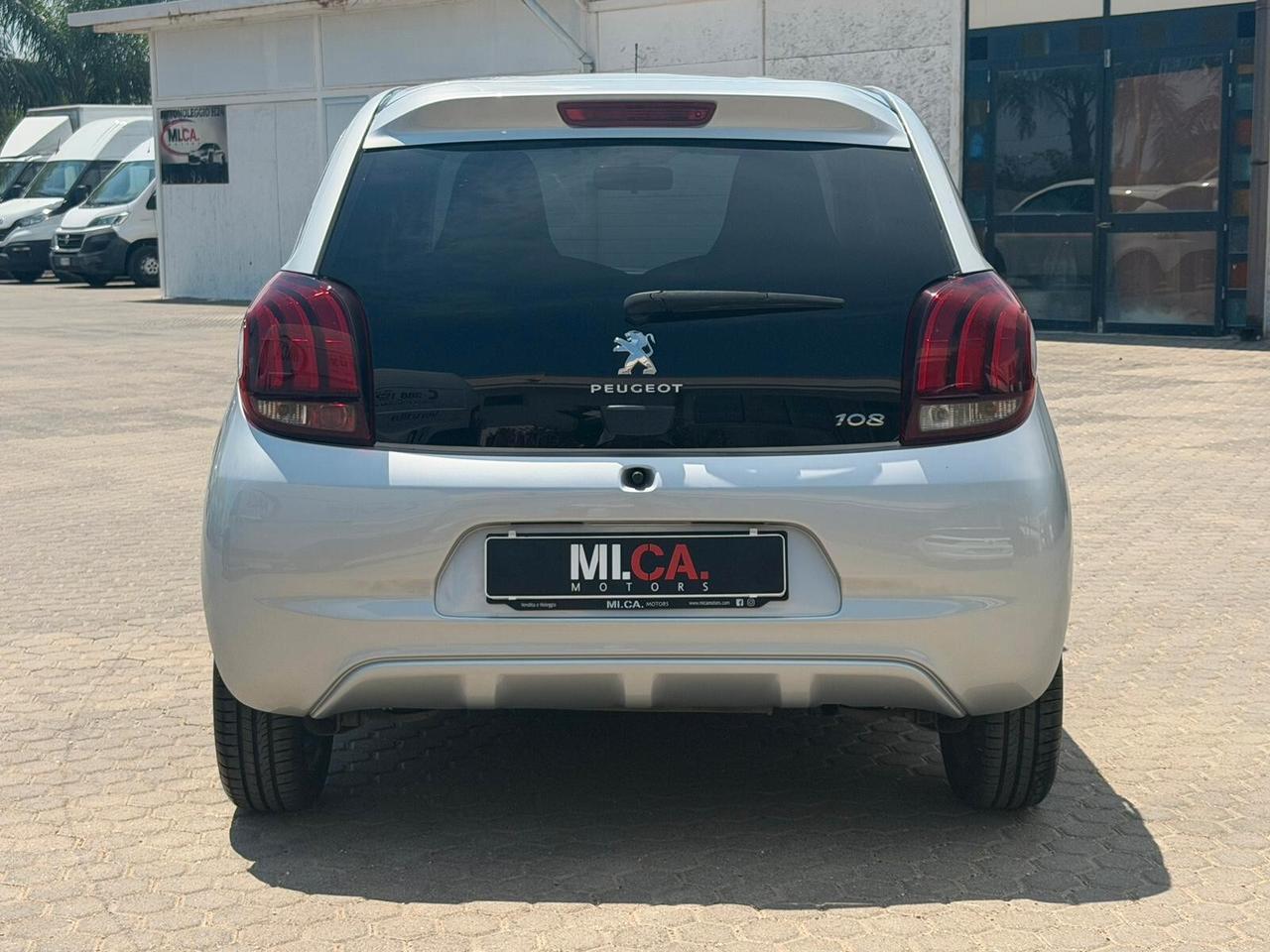 Peugeot 108 VTi 72 S&S 3 porte Allure