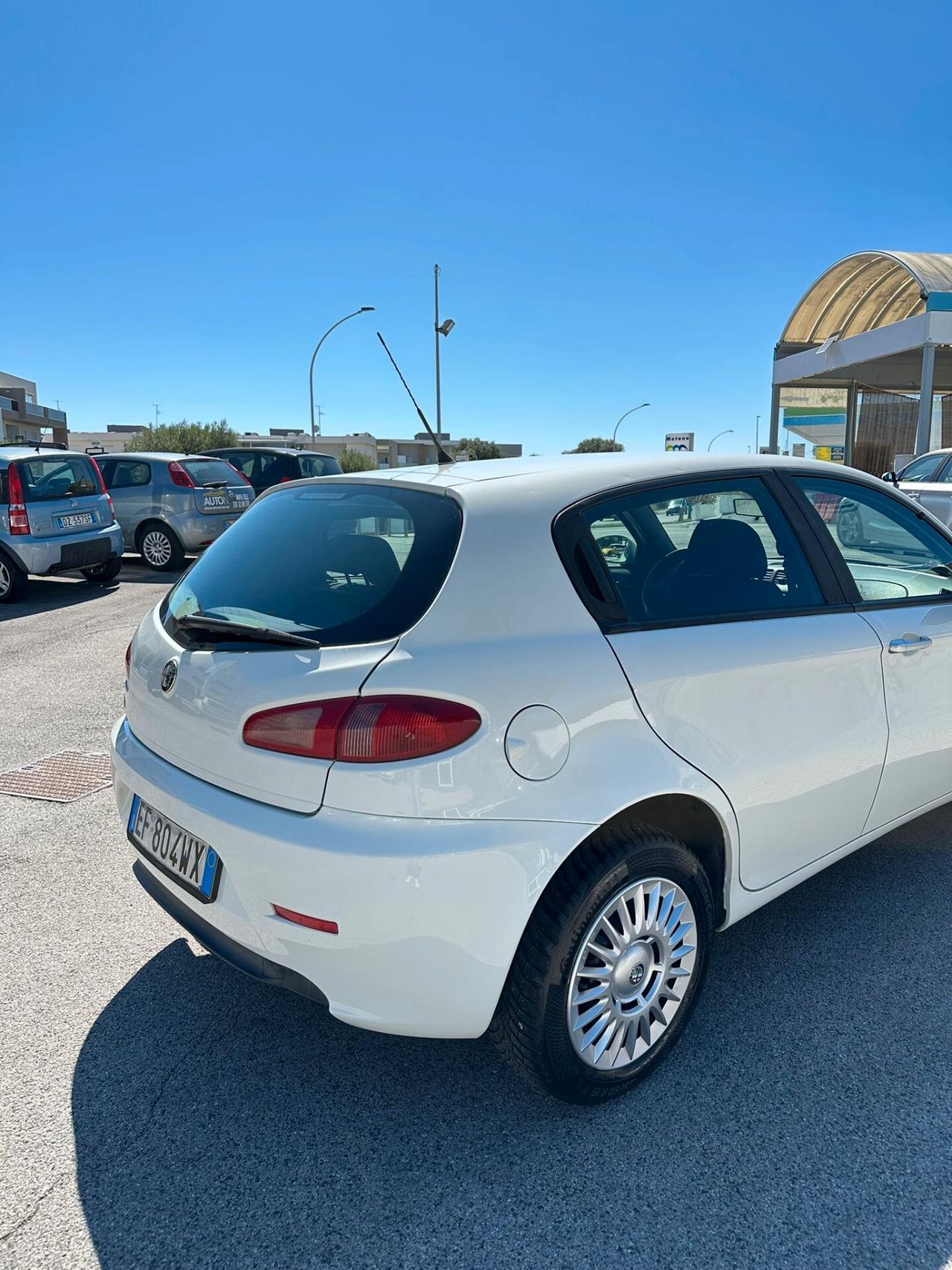 Alfa Romeo 147 1.9 JTD (120) 5 porte Progression