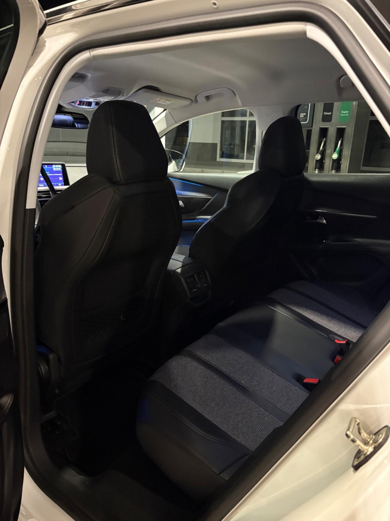 Peugeot 3008 BlueHDi 120 S&S EAT6 Allure
