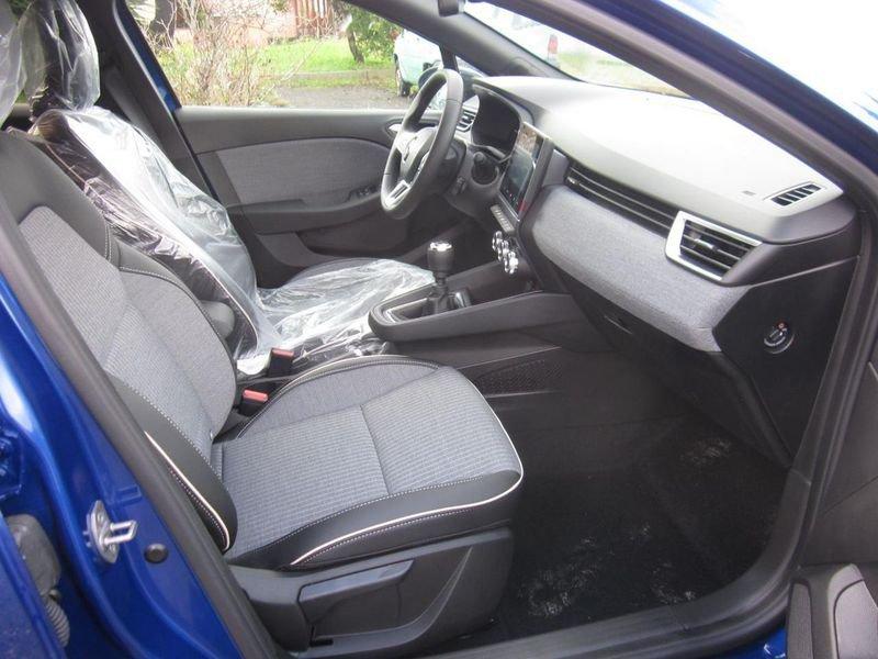 Renault Clio EVOLUTION Hybrid E-Tech 145 CV * NUOVE *