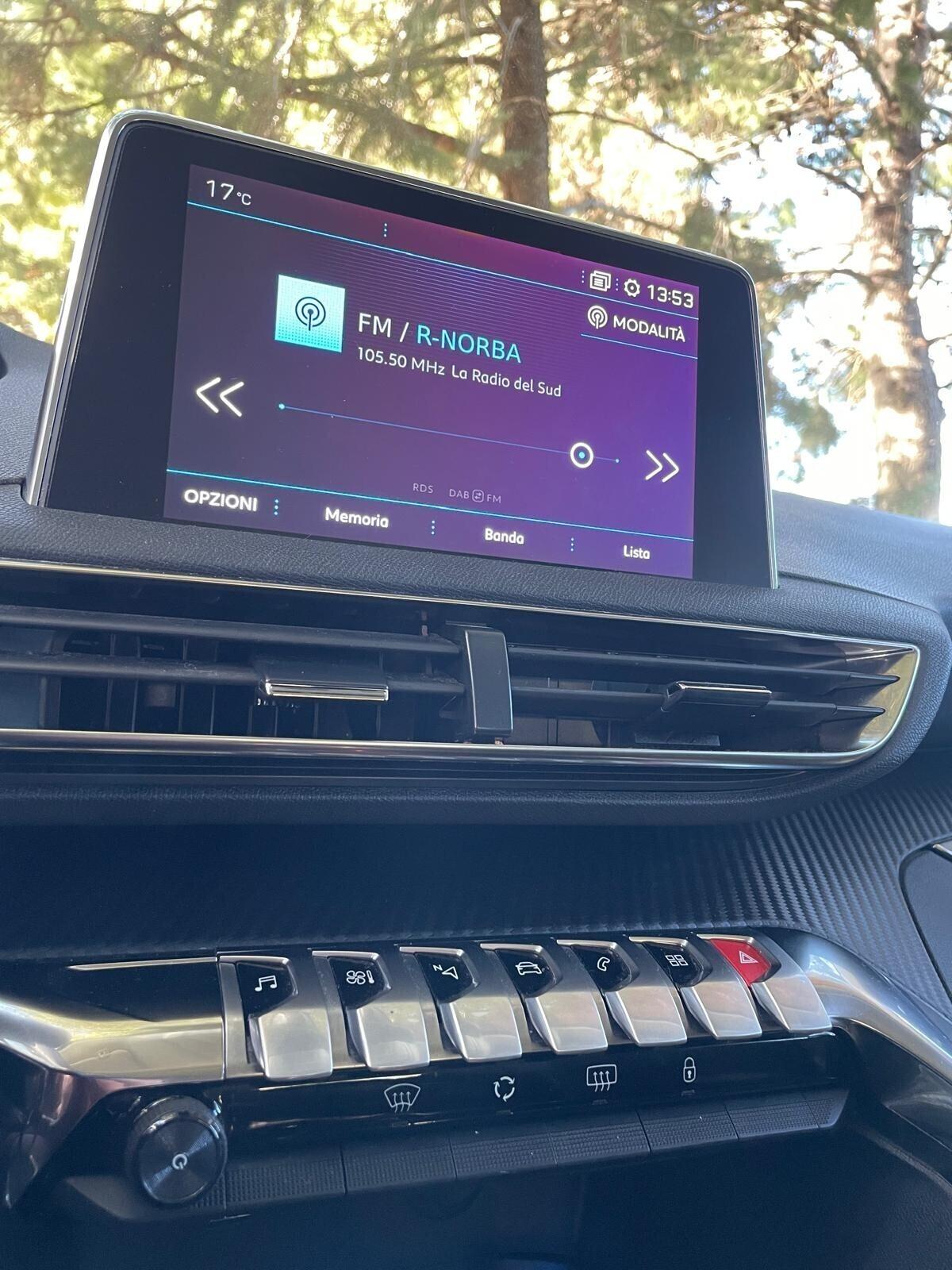 Peugeot 3008 BlueHDi 130 S&S EAT8 Allure