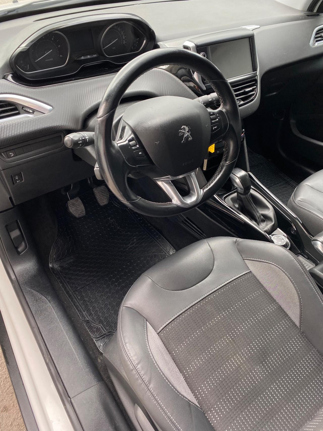 Peugeot 2008 1.6 BlueHDi 100cv S&S Allure - FULL