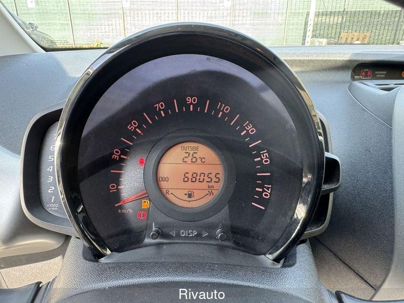 Toyota Aygo Aygo 1.0 VVT-i 69 CV 5 porte x-play