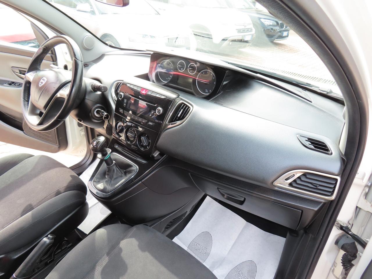 Lancia Ypsilon 1.2 BENZINA SOLO 120.000 KM CERT