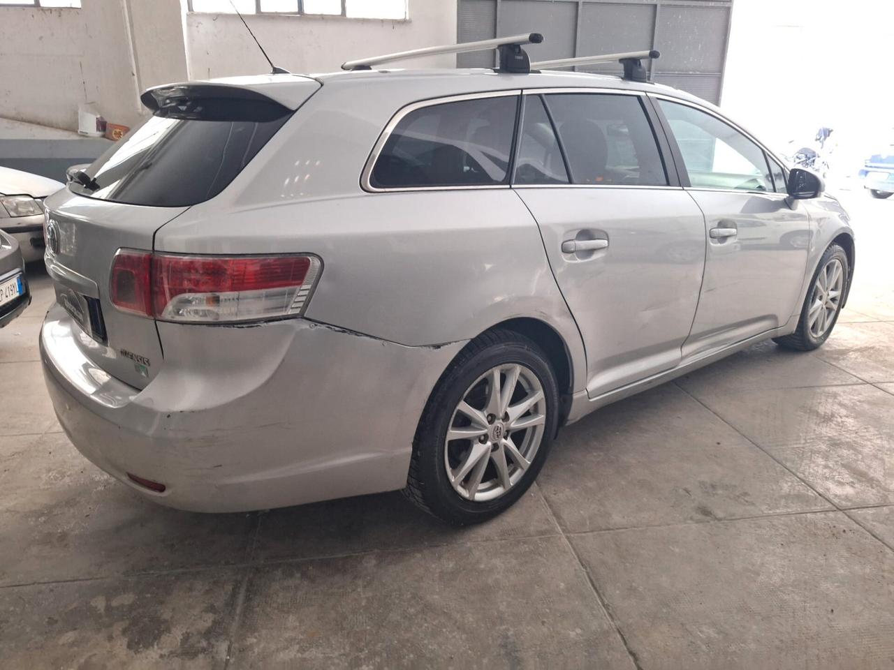Toyota Avensis 2.0 D-4D Wagon Executive