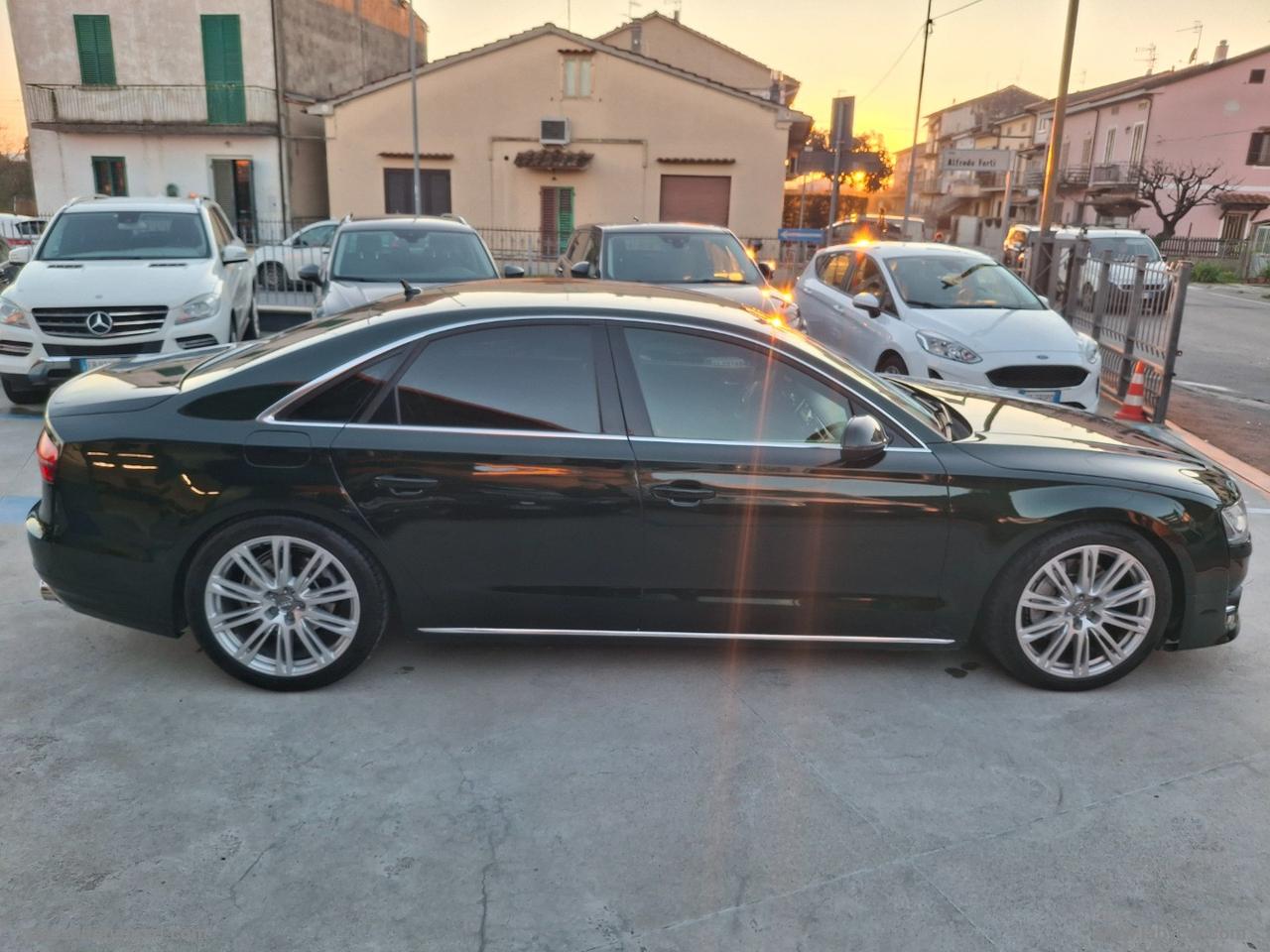 AUDI A8 3.0 TDI 250CV cl.d. quattro tiptronic