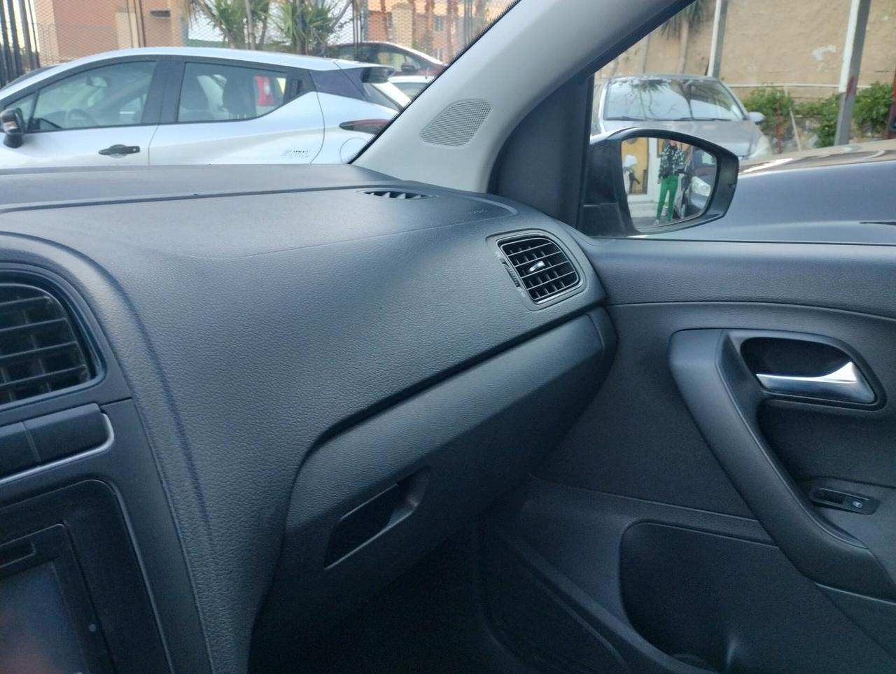 Nissan Micra 1.0L 12V 5 porte Acenta