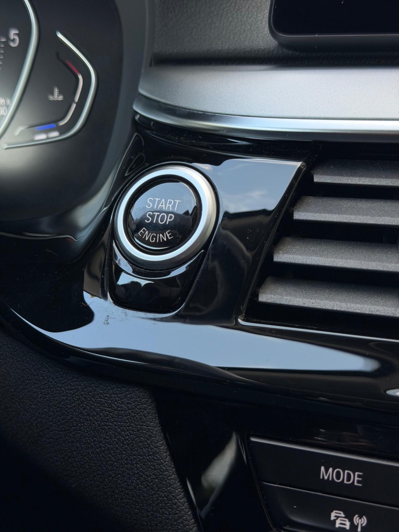 Bmw 520d Touring 190CV mhev PELLE/FUL LED