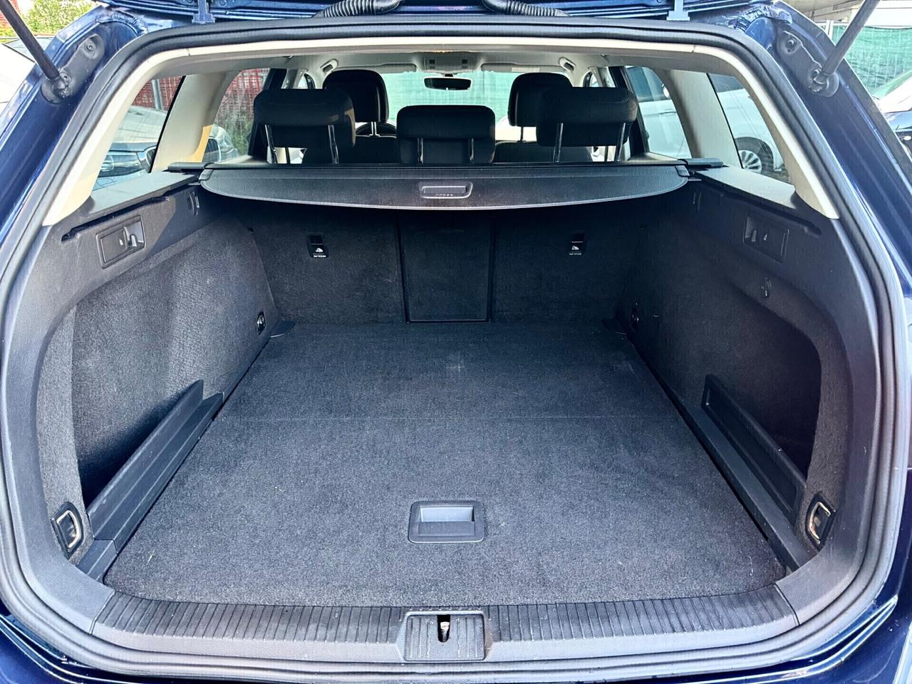 Volkswagen Passat Variant 2.0 TDI DSG Executive 150cv 2015