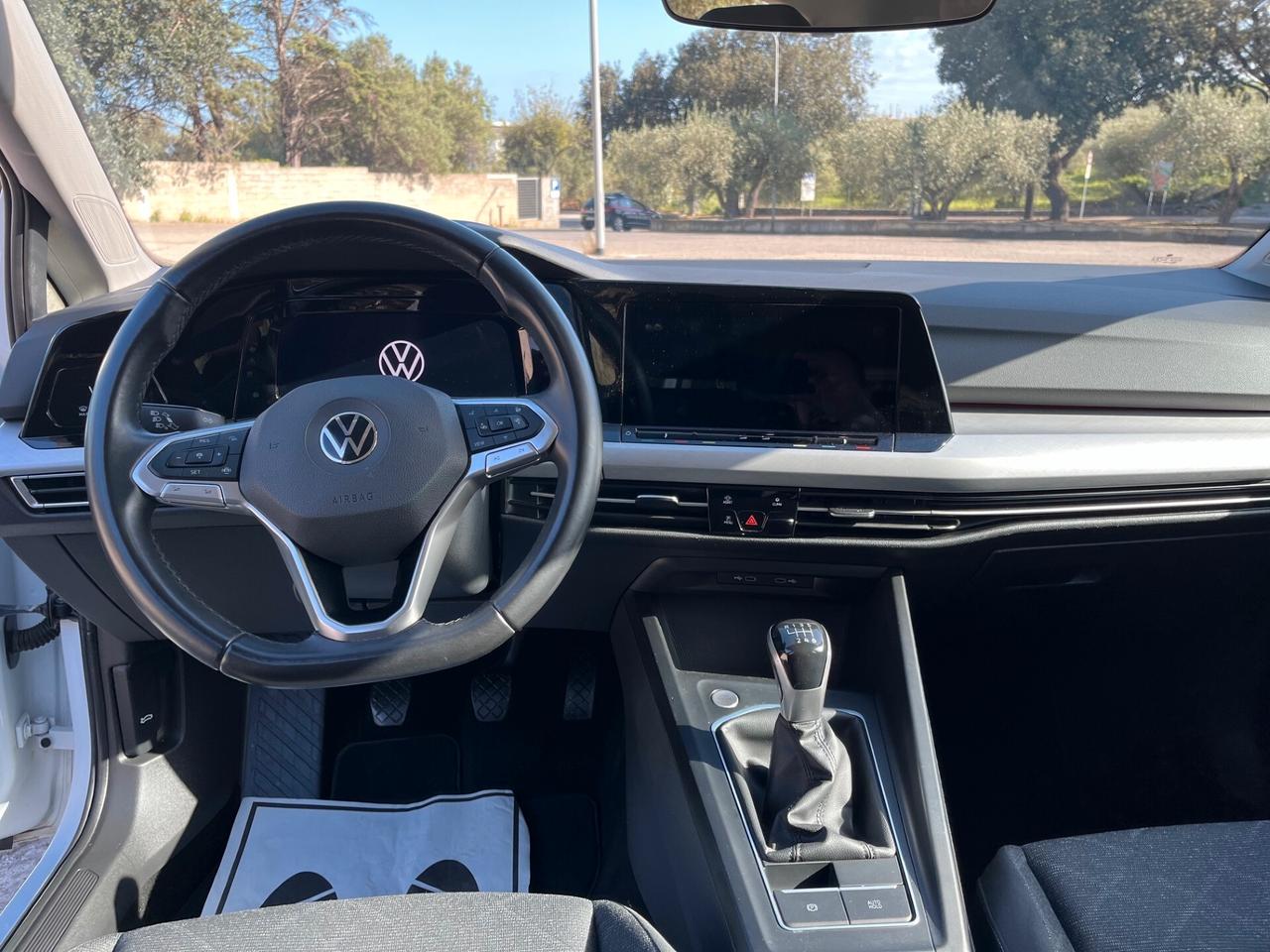 Volkswagen Golf 2.0 TDI 116 CV Life*Navi*