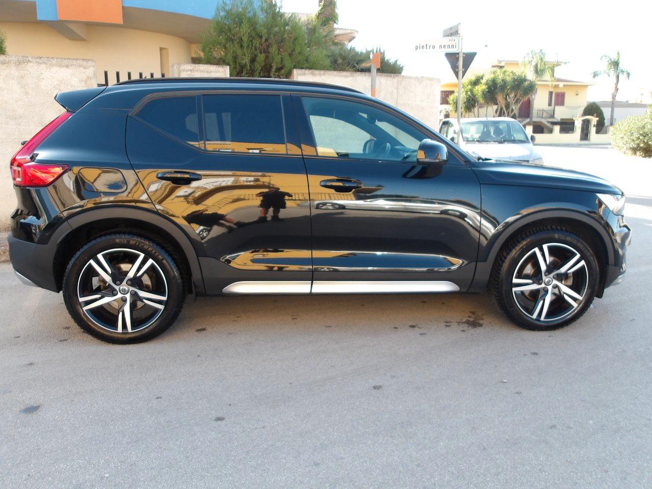 Volvo XC40 2.0 d3 R-design awd