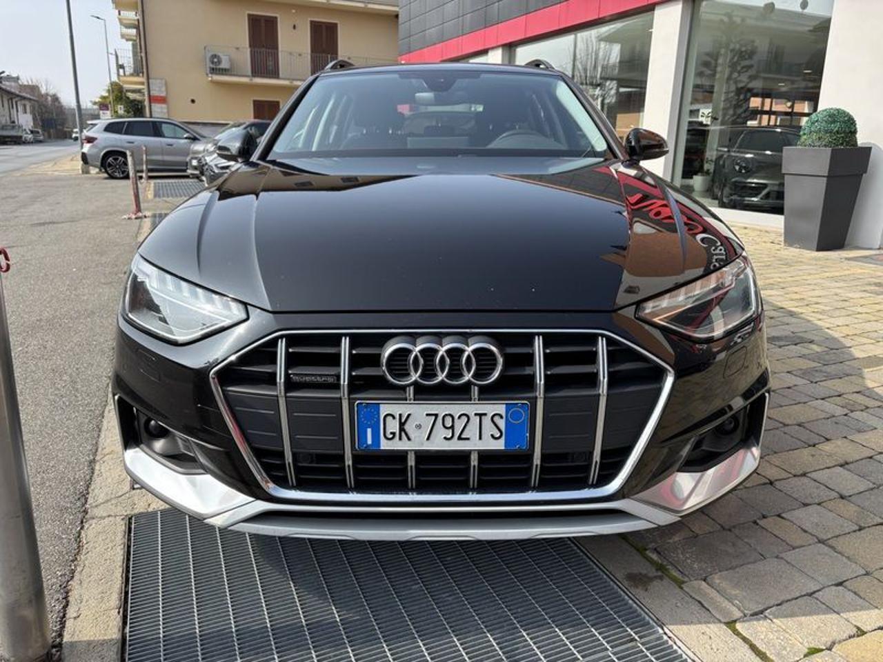 Audi A4 allroad 40 TDI 190 CV S tronic FULL LED-NAVI-CAM-18"