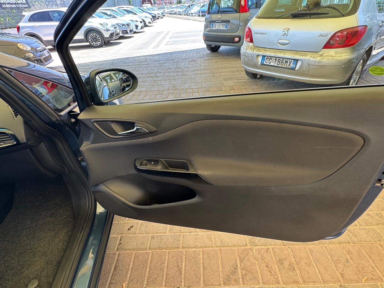 Opel Corsa 1.4 90CV GPL Tech Coupé Cosmo Prezzo Promo Finanziamento In Sede