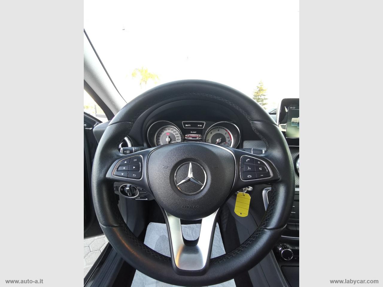 MERCEDES-BENZ GLA 180 d Automatic Sport