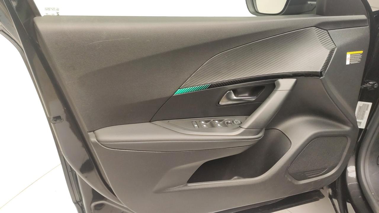 Peugeot 2008 BlueHDi 130 S&S EAT8 Active Pack