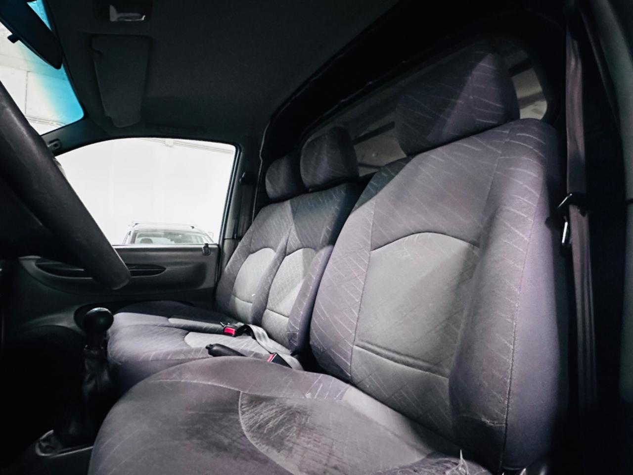 Hyundai H-1 2.5 CRDi VGT Van 3 p.ti