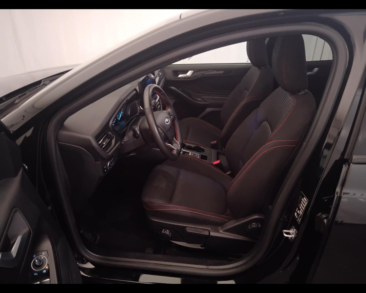 FORD Focus V 2022 - Focus 1.5 ecoblue ST-Line 115cv auto