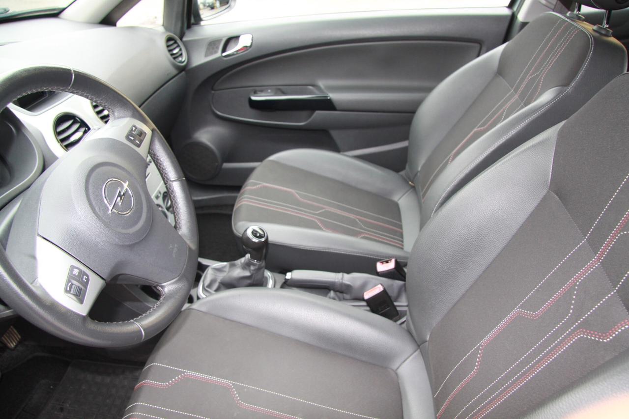 Opel Corsa 1.2 85CV 3 porte GPL-TECH b-color