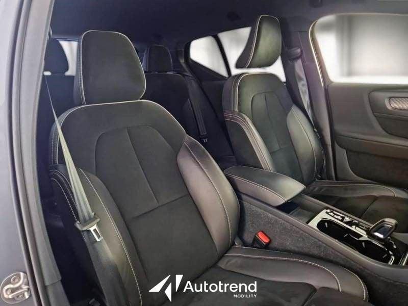 Volvo XC40 T4 129+82 CV Plug-in Hybrid Recharge R-design N1 Autocarro