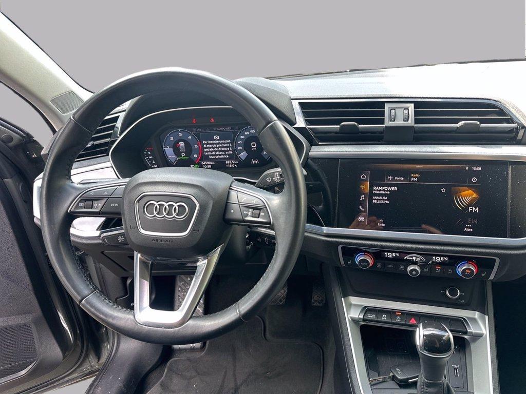 AUDI Q3 35 2.0 tdi business advanced s-tronic del 2019