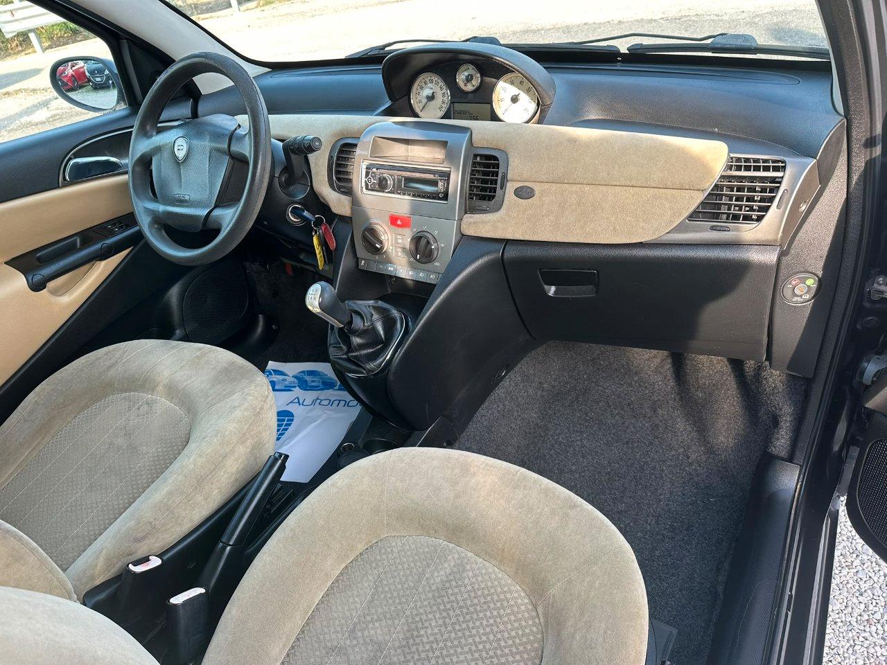 Lancia Ypsilon 3 Porte Ypsilon 1.3 mjt Argento