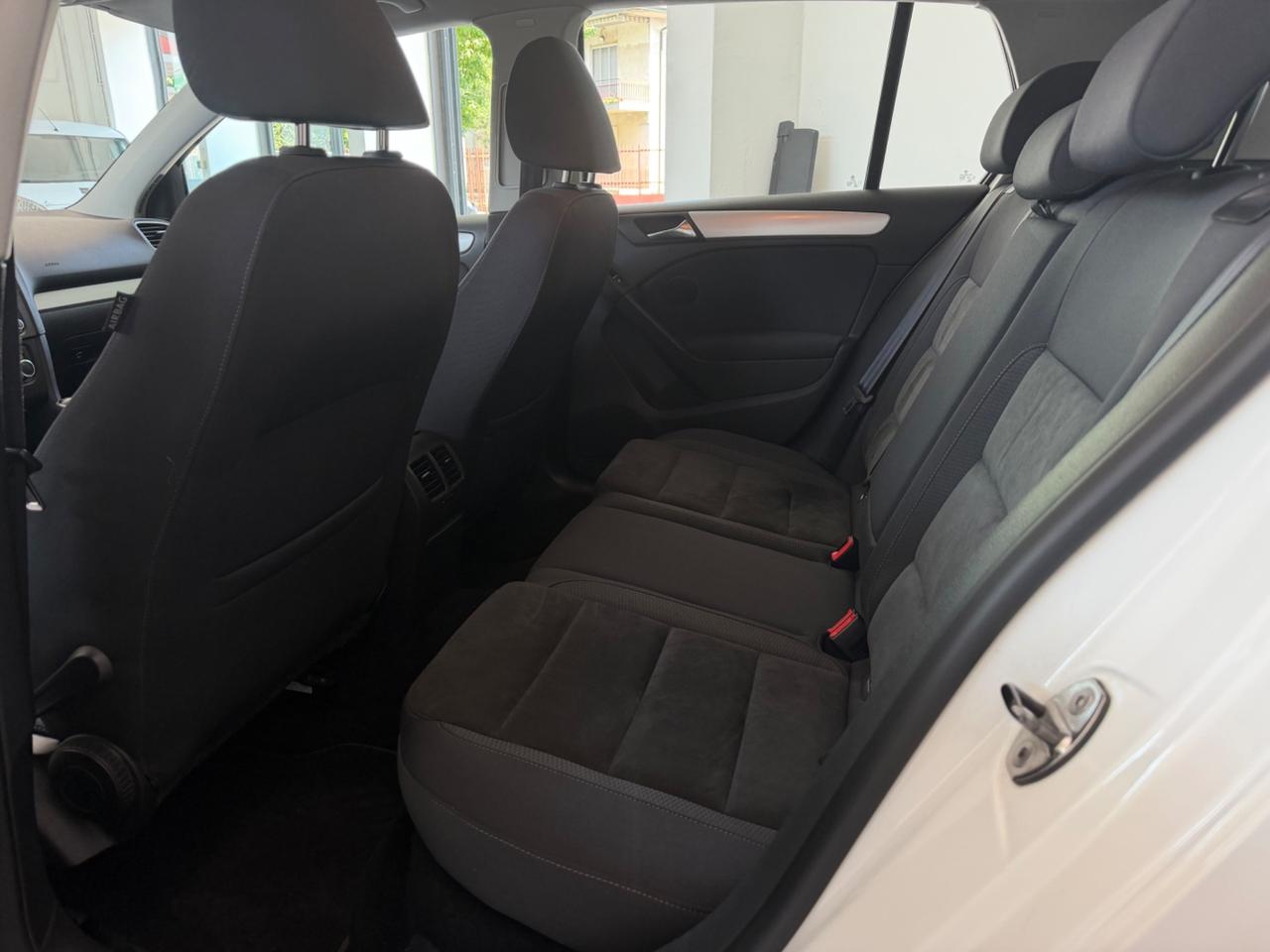 Volkswagen Golf 1.6 TDI DPF 5p. Highline