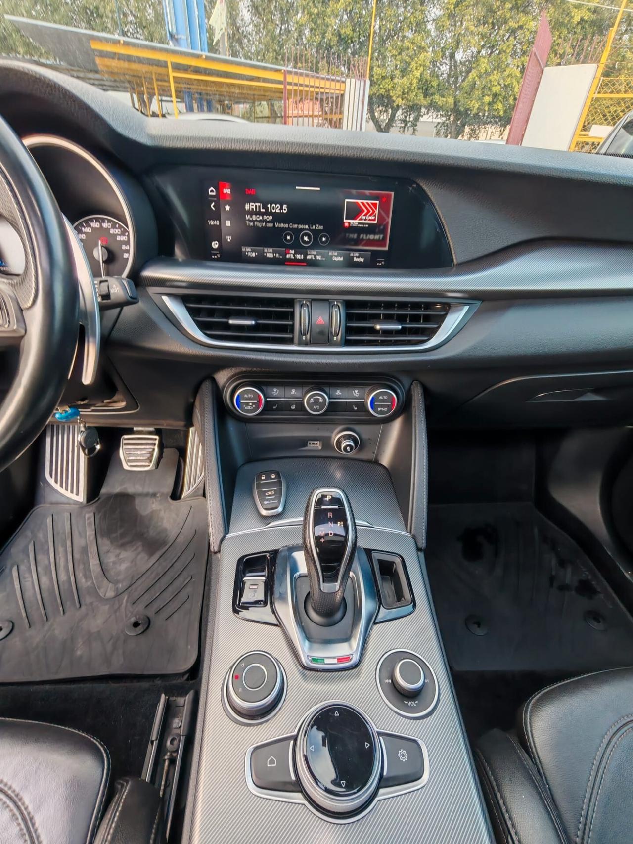 Alfa Romeo Stelvio 2.2 Turbodiesel 210 CV AT8 Q4 Veloce