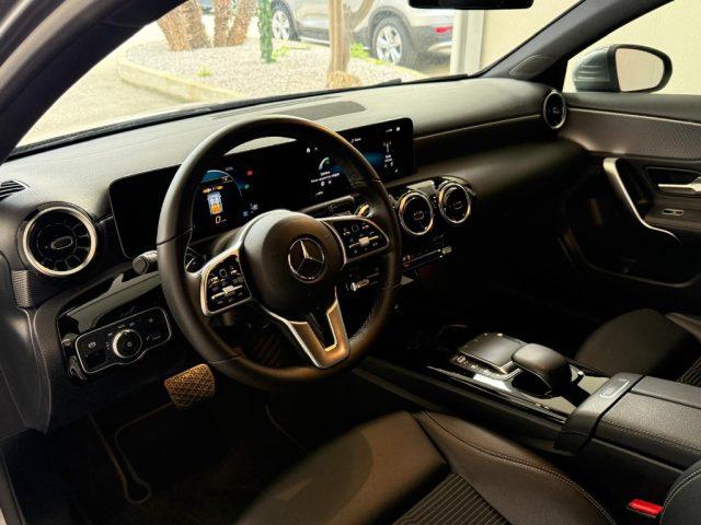 MERCEDES-BENZ A 180 d Automatic Sport