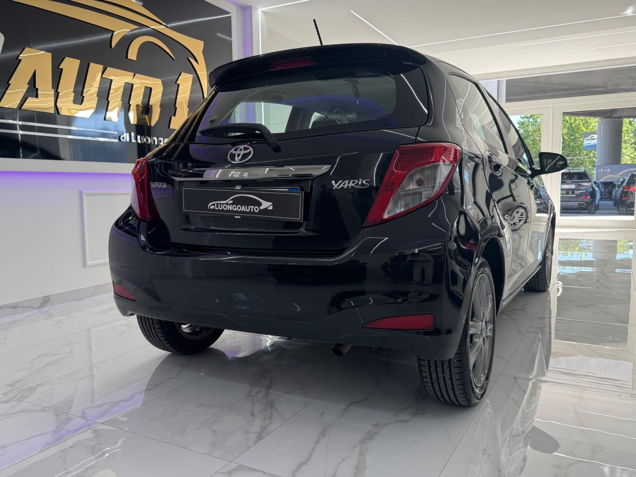 Toyota Yaris 1.4 90 Cv Lounge- Full Opt
