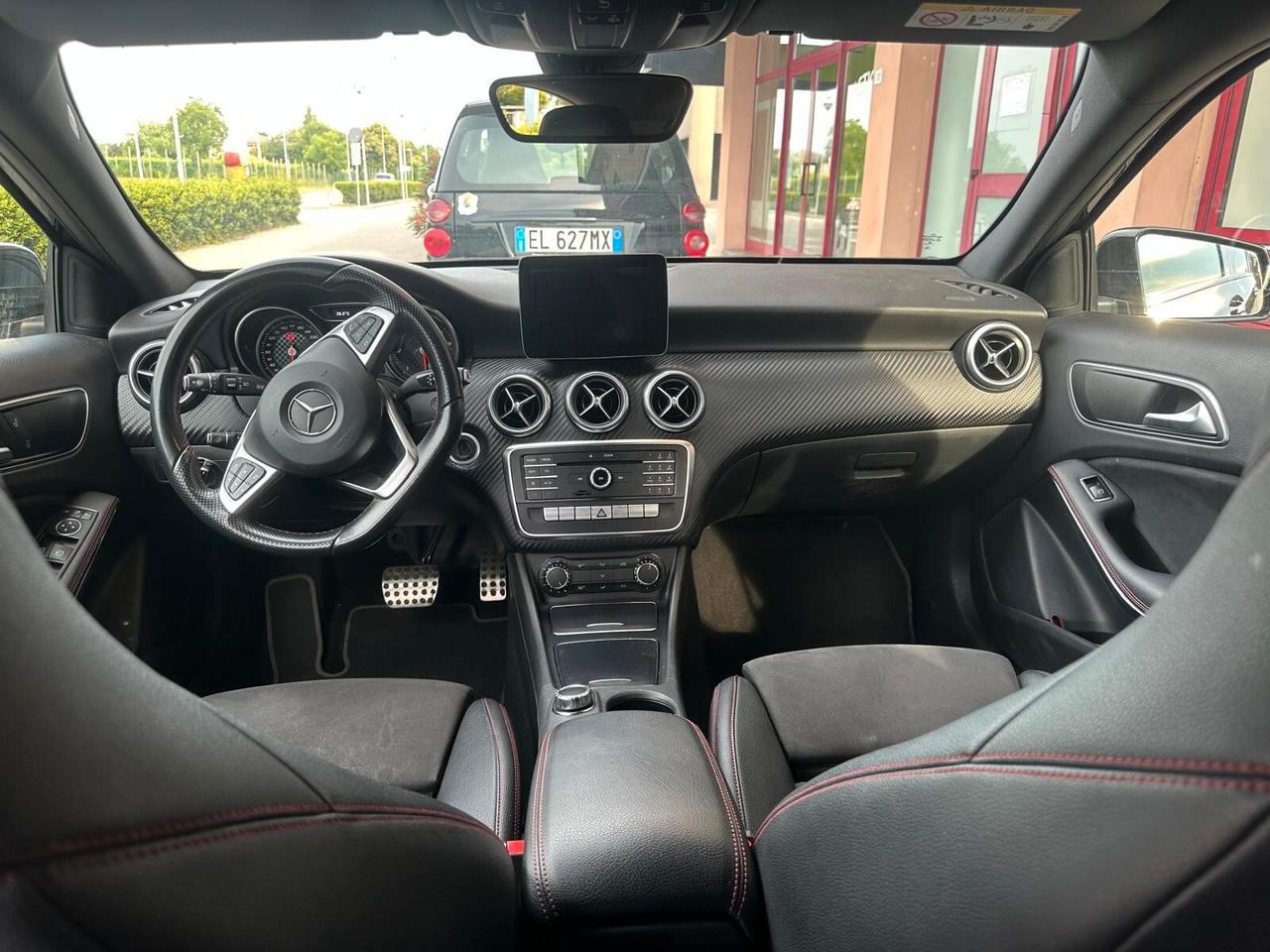 Mercedes-benz A 180 d Automatic Premium MODEL. 2017