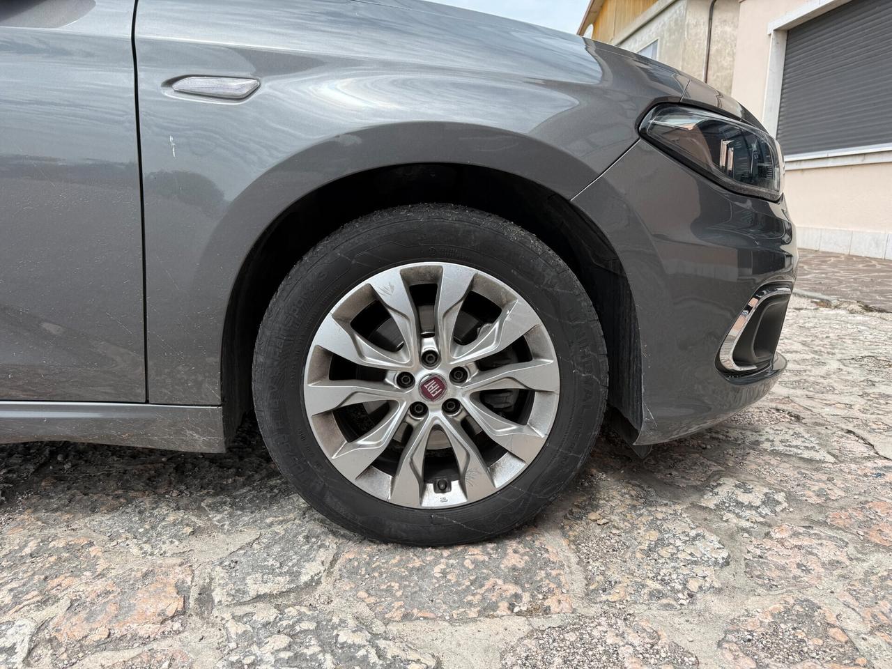 Fiat Tipo 1.6 Mjt S&S 5 porte Lounge