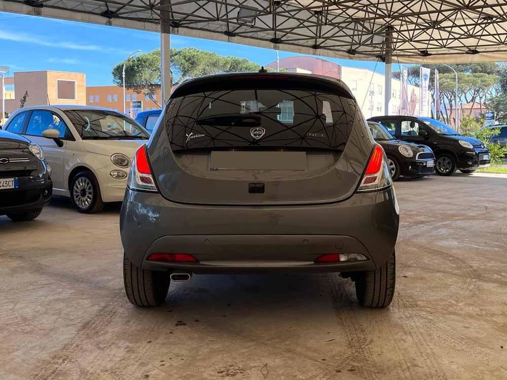 LANCIA Ypsilon III 2021 - Ypsilon 1.0 firefly hybrid Gold Plus s&s 70cv 5p.ti