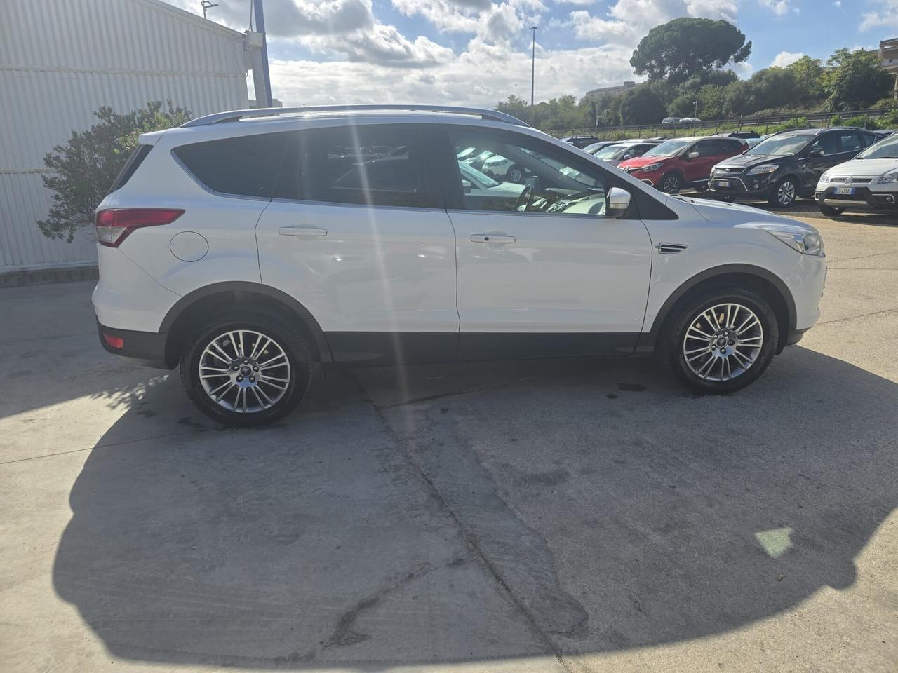 Ford Kuga 2.0 TDCi 140 CV 2WD Titanium DPF