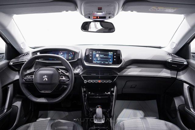 PEUGEOT 2008 motore elettrico 136 CV Allure Pack