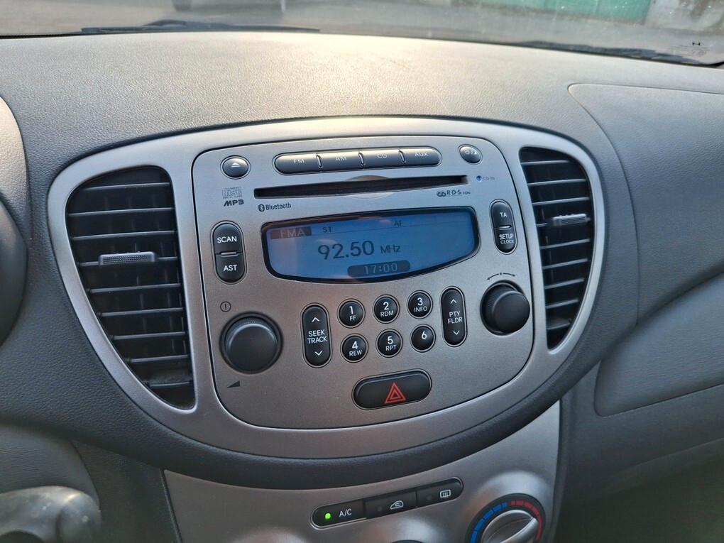 Hyundai i10 1.1 CAMBIO AUTOMATICO