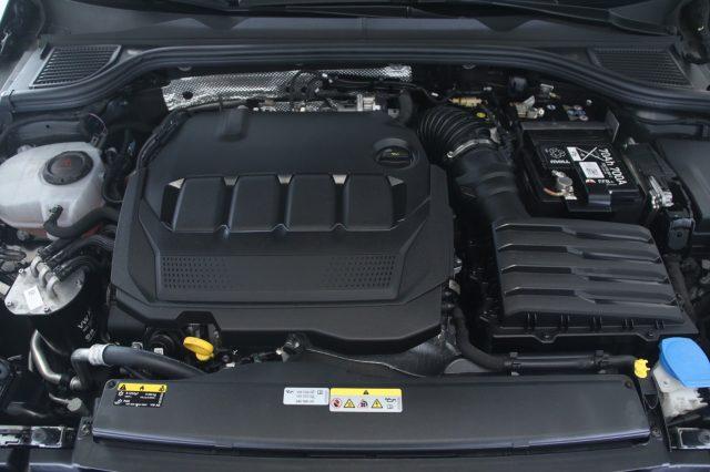VOLKSWAGEN Golf GTD 2.0 TDI DSG Fendinebbia LED "X" Design/Tetto