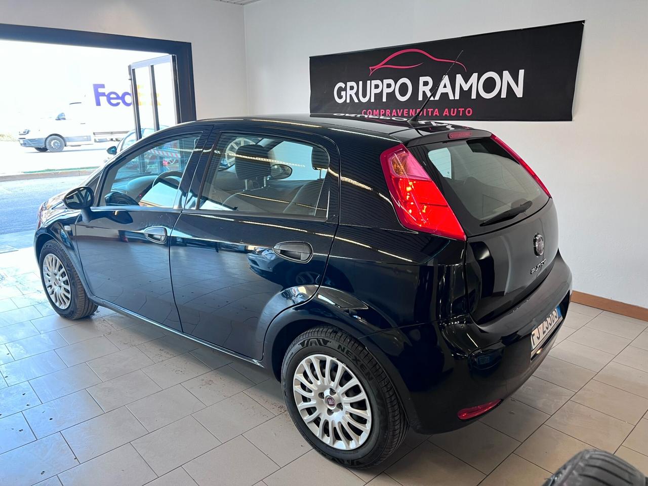 Fiat Punto 1.3 MJT II S&S 95 CV 5 porte Street