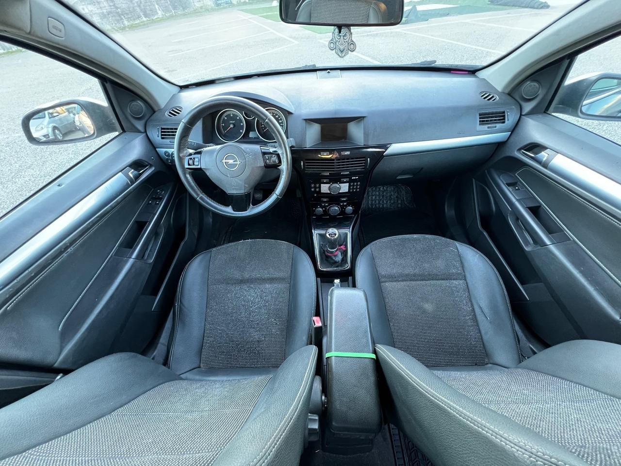 Opel Astra 1.7 CDTI 101CV 5 porte Enjoy