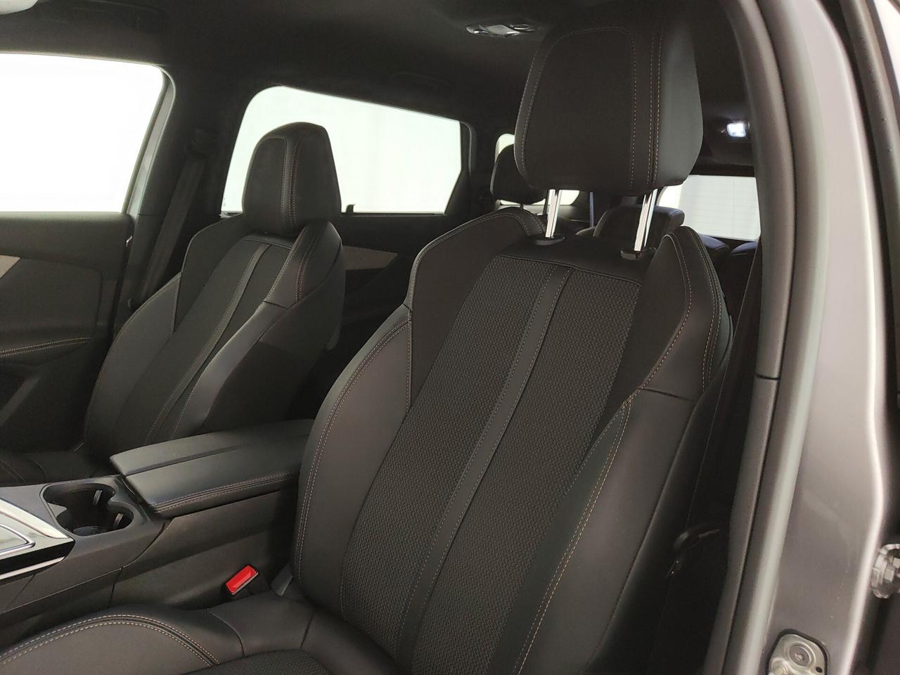 Peugeot 5008 BlueHDi 130 S&S EAT8 Allure Pack