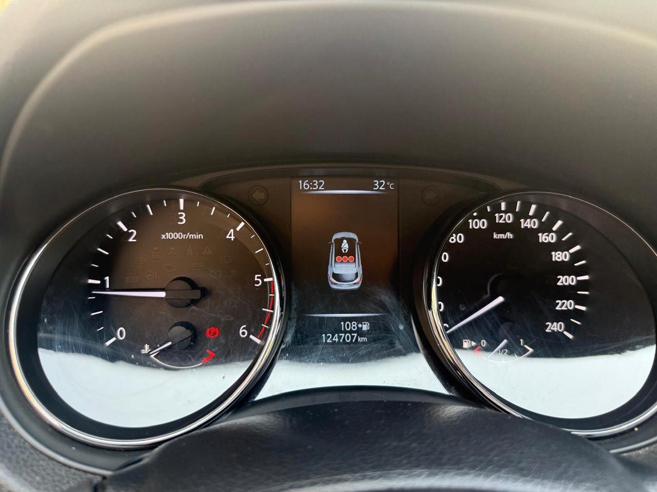 Nissan Qashqai 1.5 dCi N-Vision