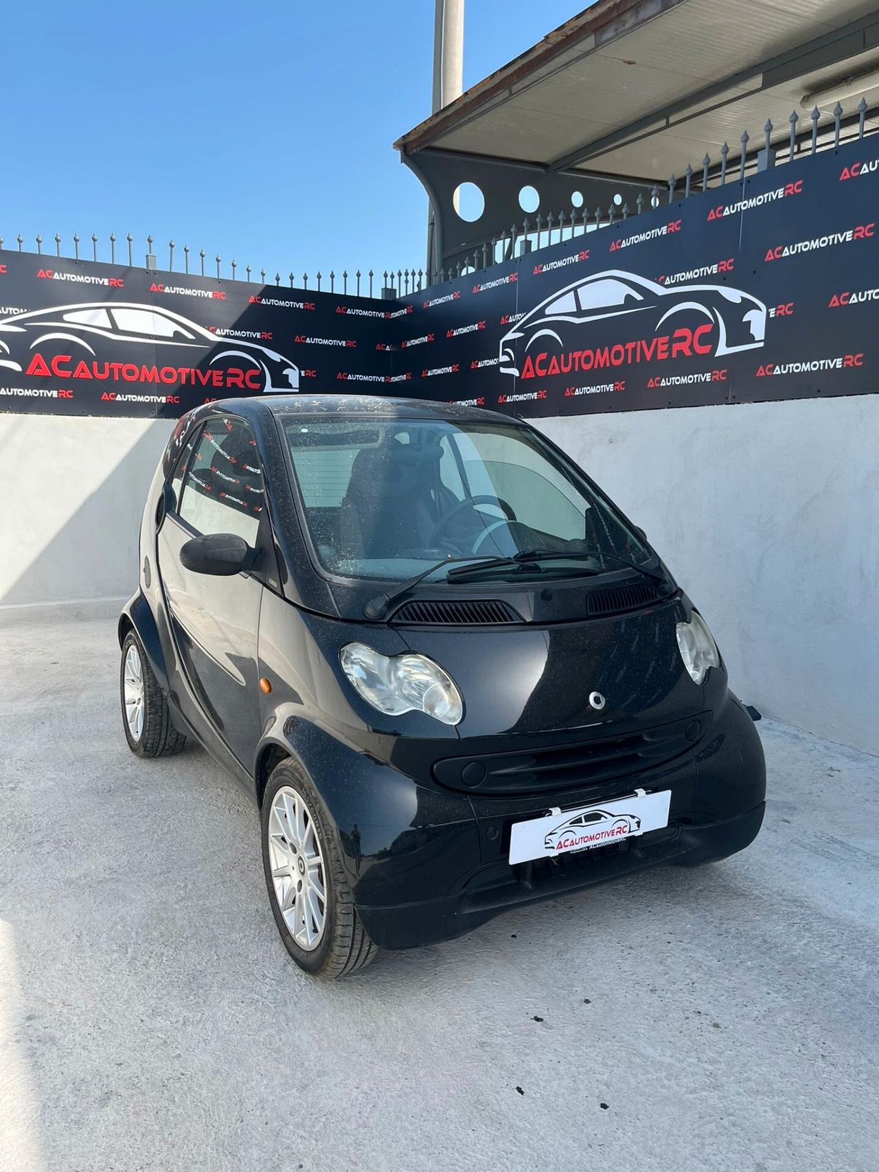 Smart ForTwo 700 coupé pure (45 kW)