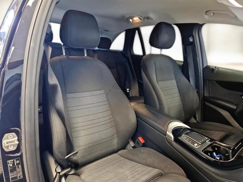 MERCEDES-BENZ 220 d 4Matic Business Extra aut.
