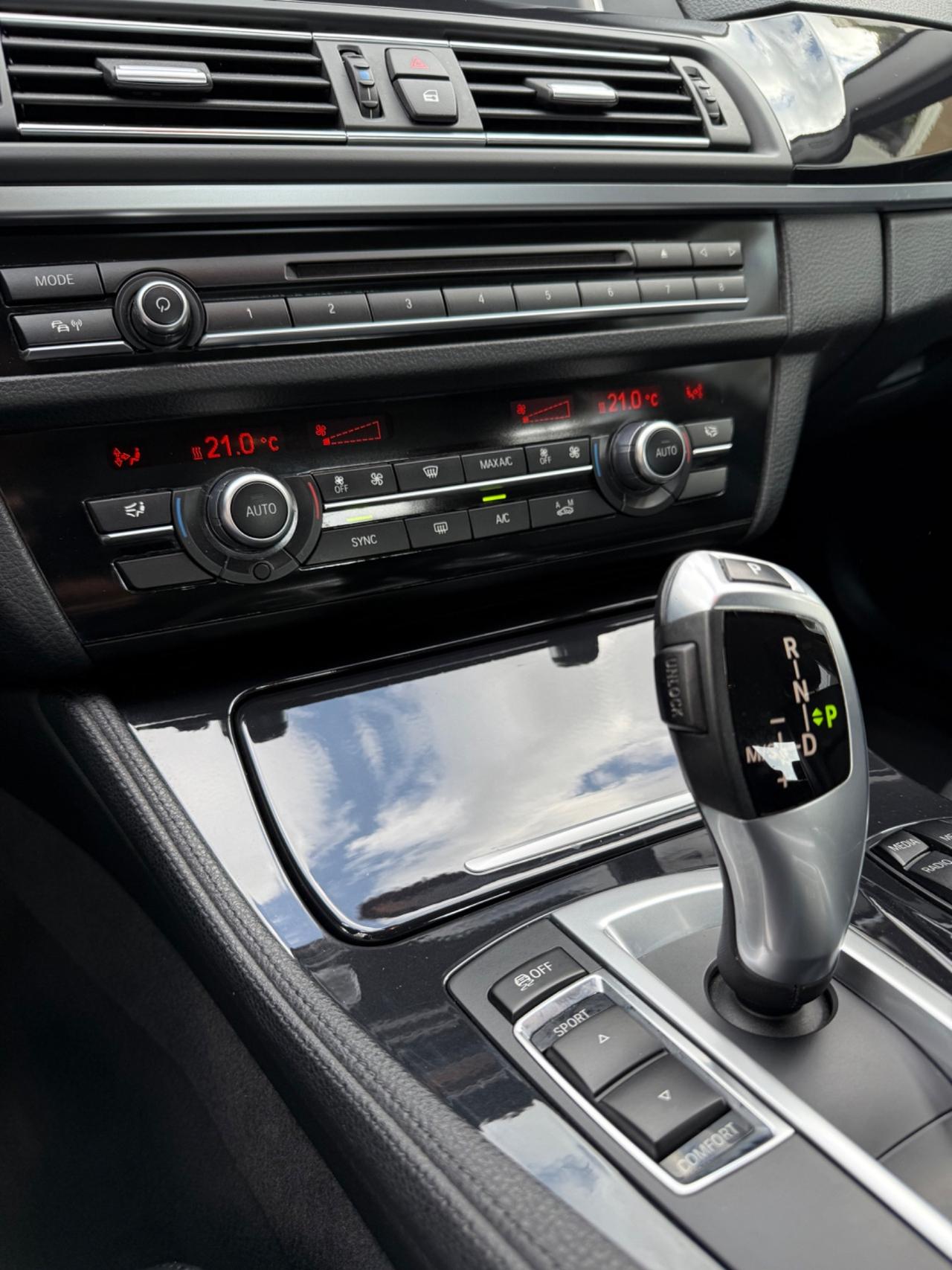 Bmw 520d Berlina 190CV Sport LED-AUTOMAT