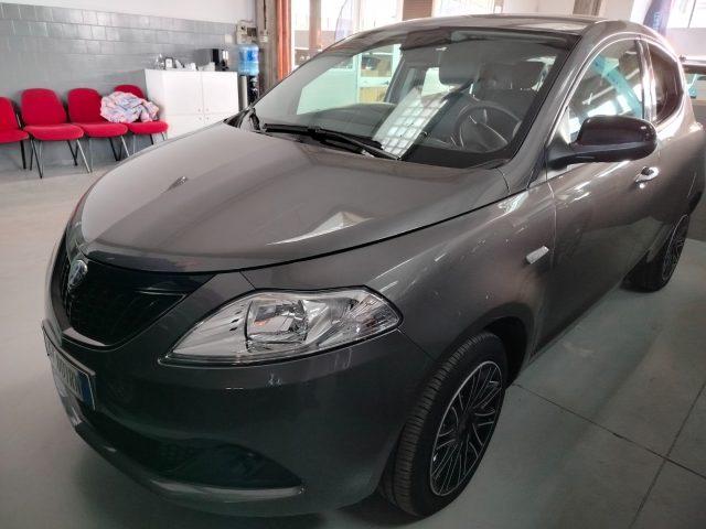 LANCIA Ypsilon 1.0 FireFly 5 porte S&S Hybrid Oro
