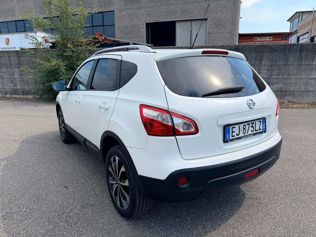 Nissan Qashqai 2.0 dCi DPF Tekna