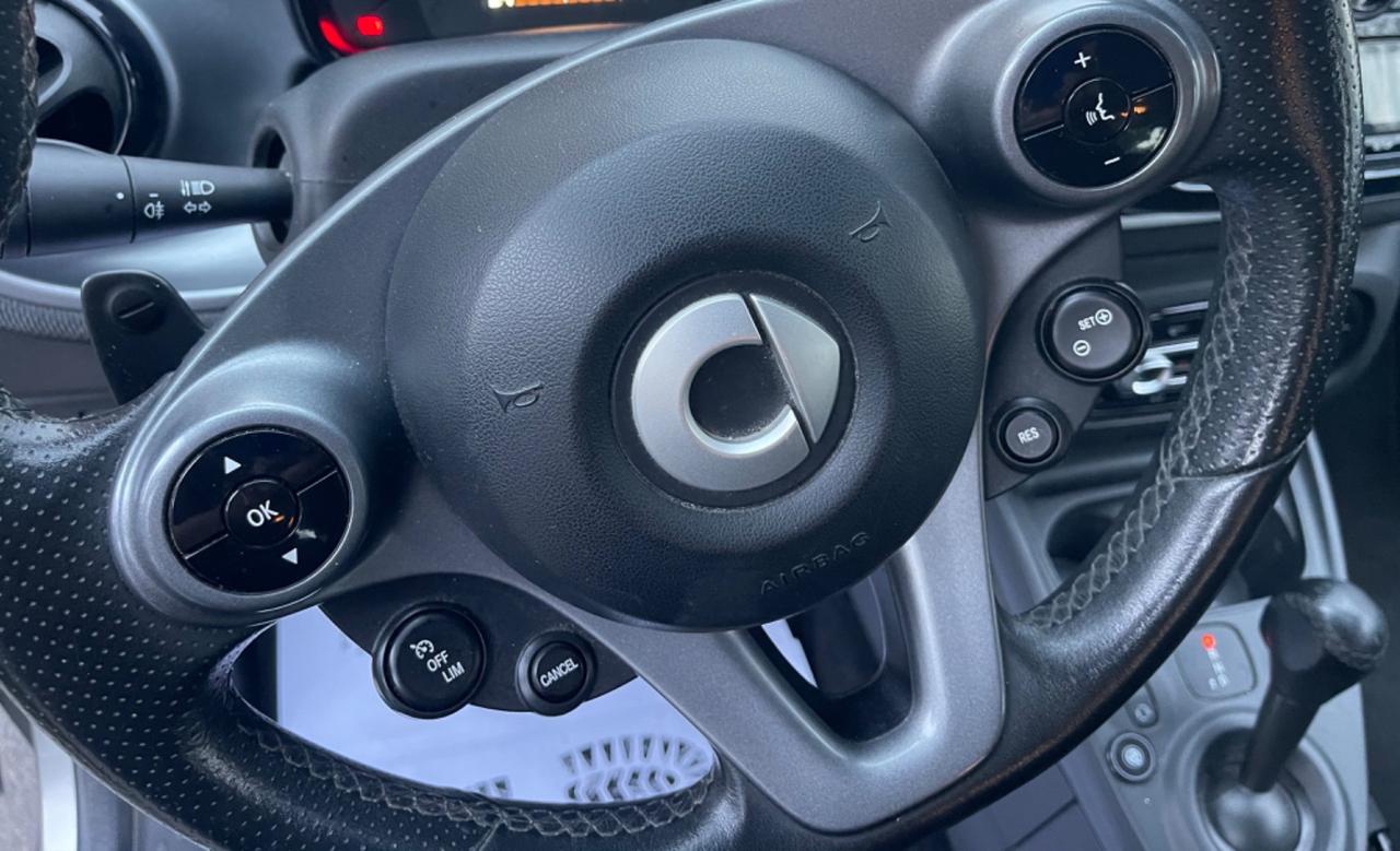 Smart ForFour cil. 1.0 GPL ANNO 2018 MODELLO PASSION CAMBIO AUTOMATICO.
